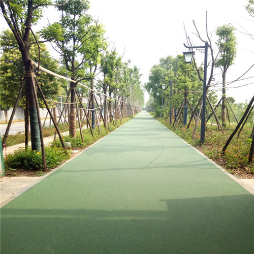 为什么彩色防滑路面在发达国家运用这么广