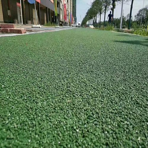 彩色防滑路面：告别黑不溜秋的传统路面
