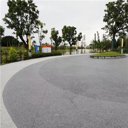 小知识|透水地坪主要的两个施工方法和维修